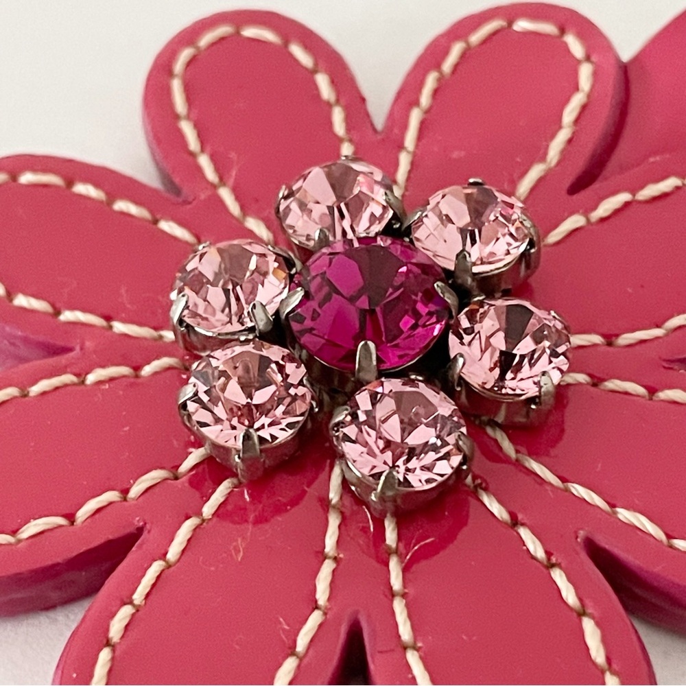 Coach pink patent leather daisy crystal embellished clip charm - Picture 3 of 6